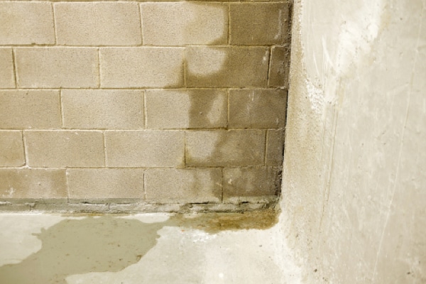 Cracks In Basement Walls | Summit Basement Company | Akron OH